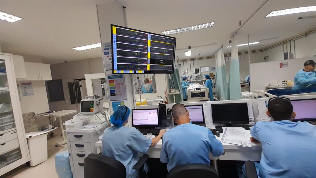 Monitoramento em Tempo Real: Acompanhamento Fora do Hospital